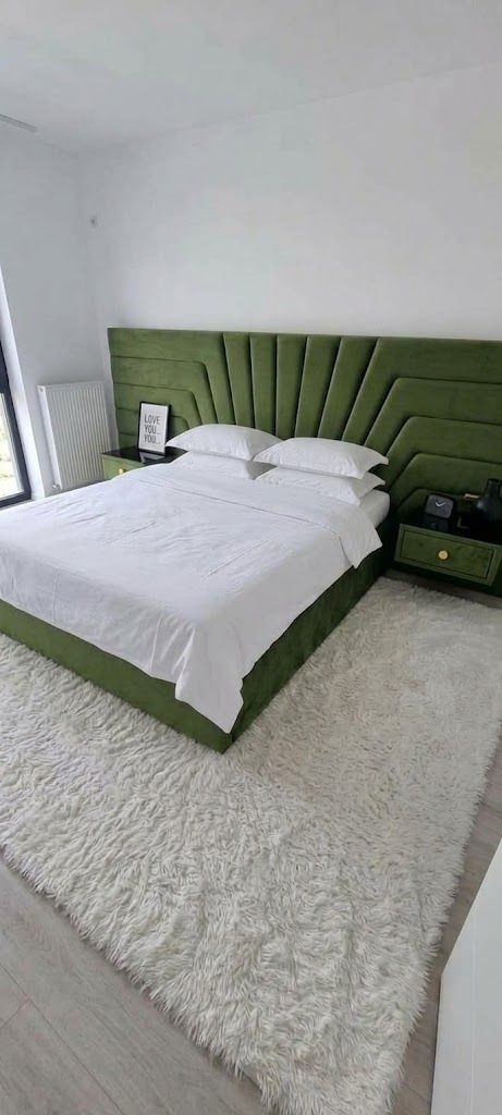 Pat cu tăblie lată, verde